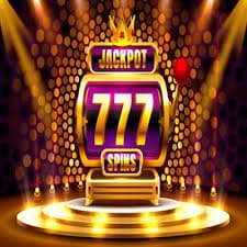 Filipino player using smartphone to access ph 5 mobile platform for sports and casino games
